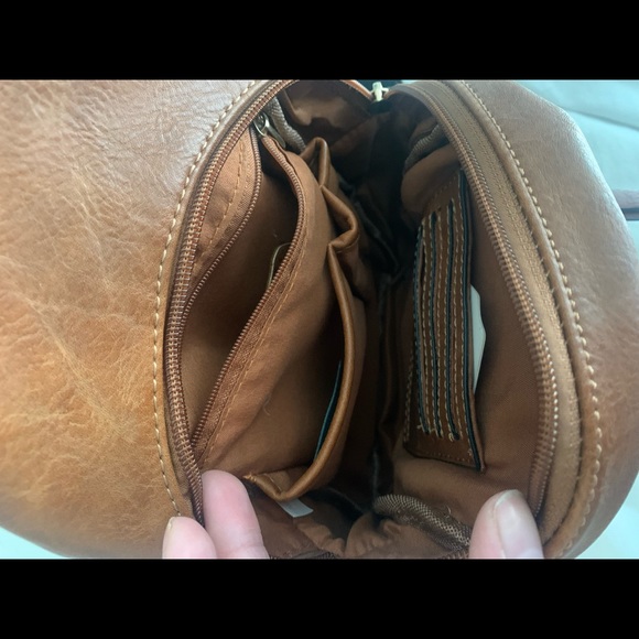 Brown (vegan) leather satchel bag, NWT. - Picture 4 of 5